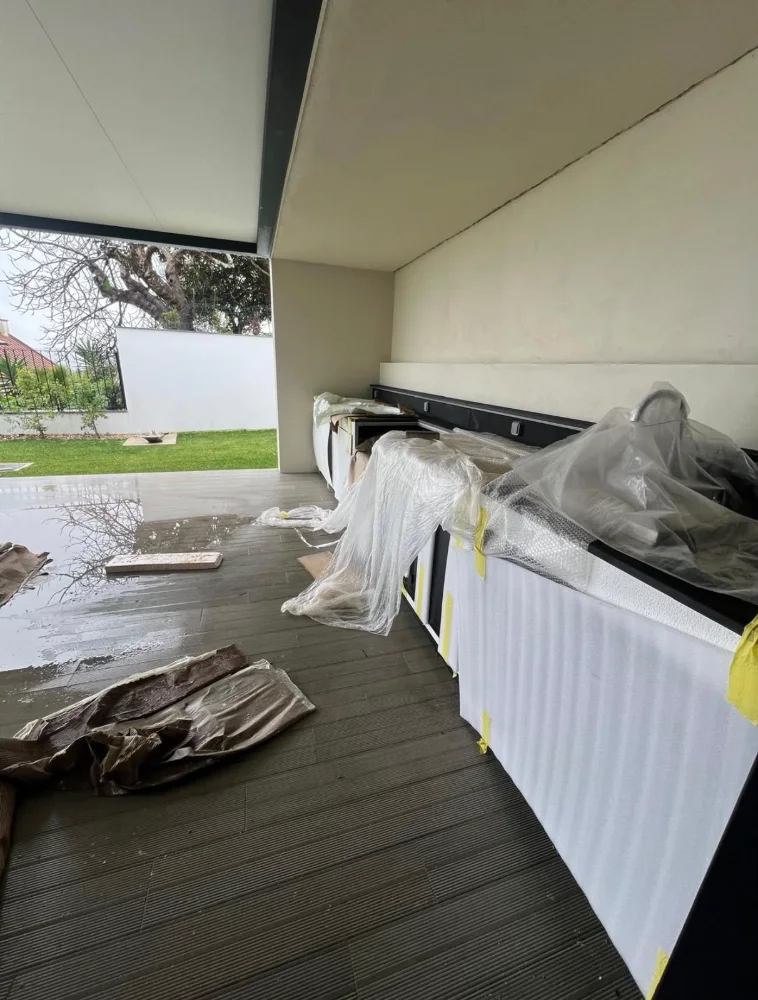 Espaço em fase de pós-obra antes da limpeza da L&G